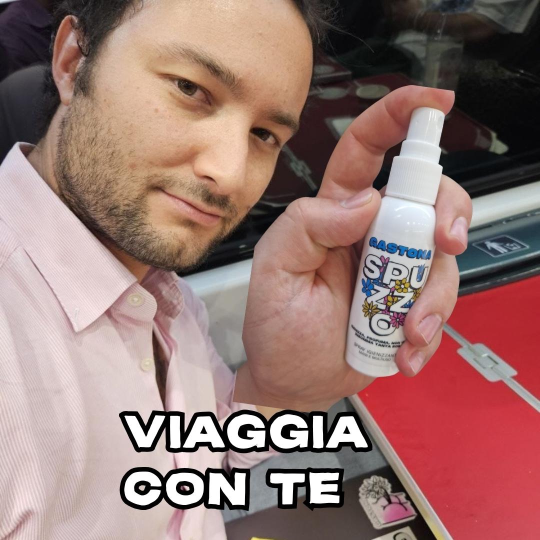 Persona che mostra il flacone SPUZZO di Gastona